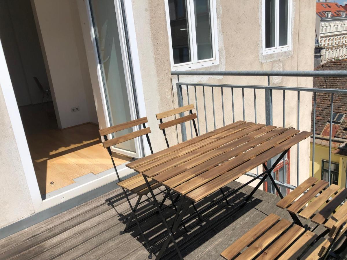 Helle 4 Zimmer Familien-Wohnung Mit Balkon! Schloss Schonbrunn In Gehdistanz Vienne Extérieur photo